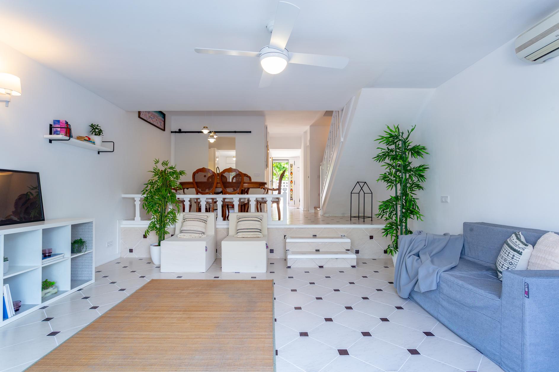 Imagen 2 Casa Adosada en venta en Salou / Zona Covamar, cerca de Plaça Europa.