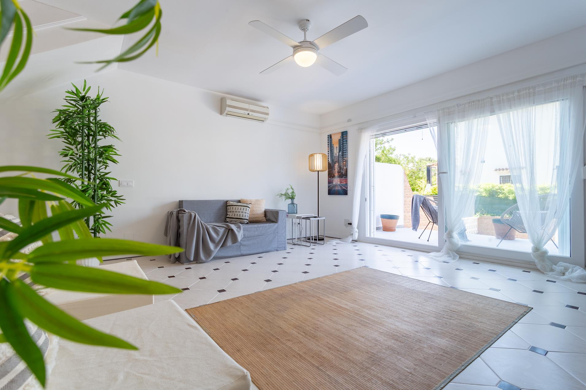 Imagen 1 Casa Adosada en venta en Salou / Zona Covamar, cerca de Plaça Europa.
