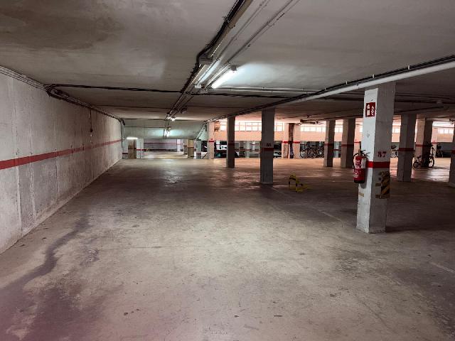 Imagen 3 Inmueble 304242 - Parking Coche en venta en Salou / Amplia plaza de aparcamiento en Calle Louis Braille.