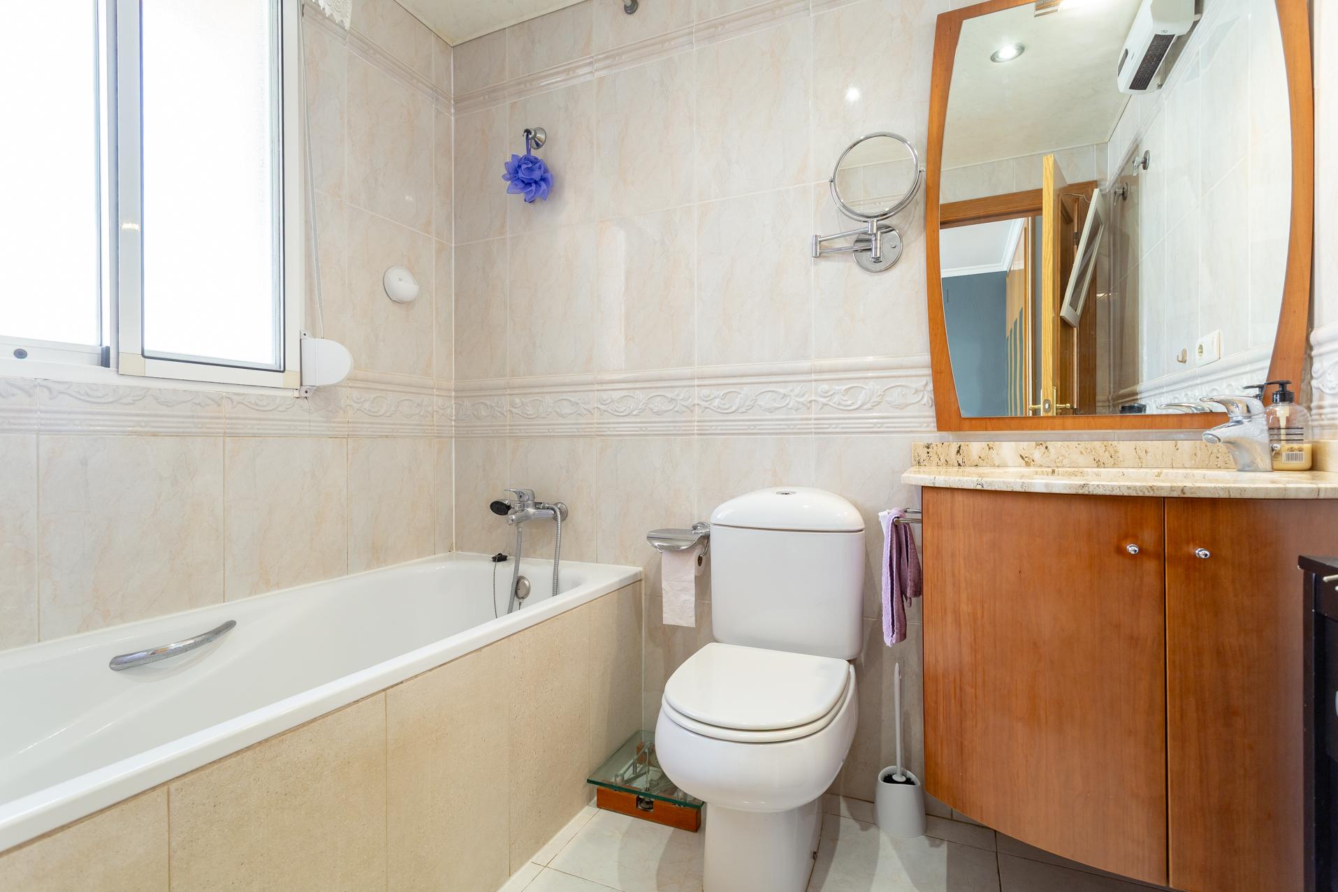 Imagen 26 Casa Adosada en venta en Salou / Casa adosada en la zona residencial Xalets de Salou.