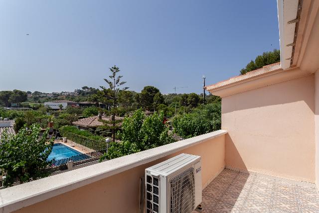 Imagen 34 Inmueble 304749 - Casa Adosada en venta en Salou / Casa adosada en la zona residencial Xalets de Salou.