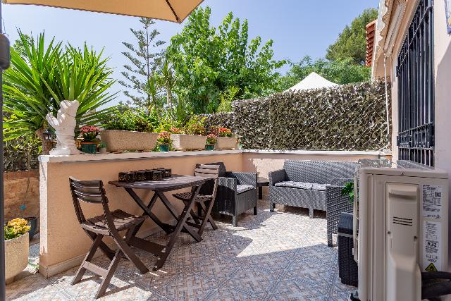 Imagen 3 Inmueble 304749 - Casa Adosada en venta en Salou / Casa adosada en la zona residencial Xalets de Salou.