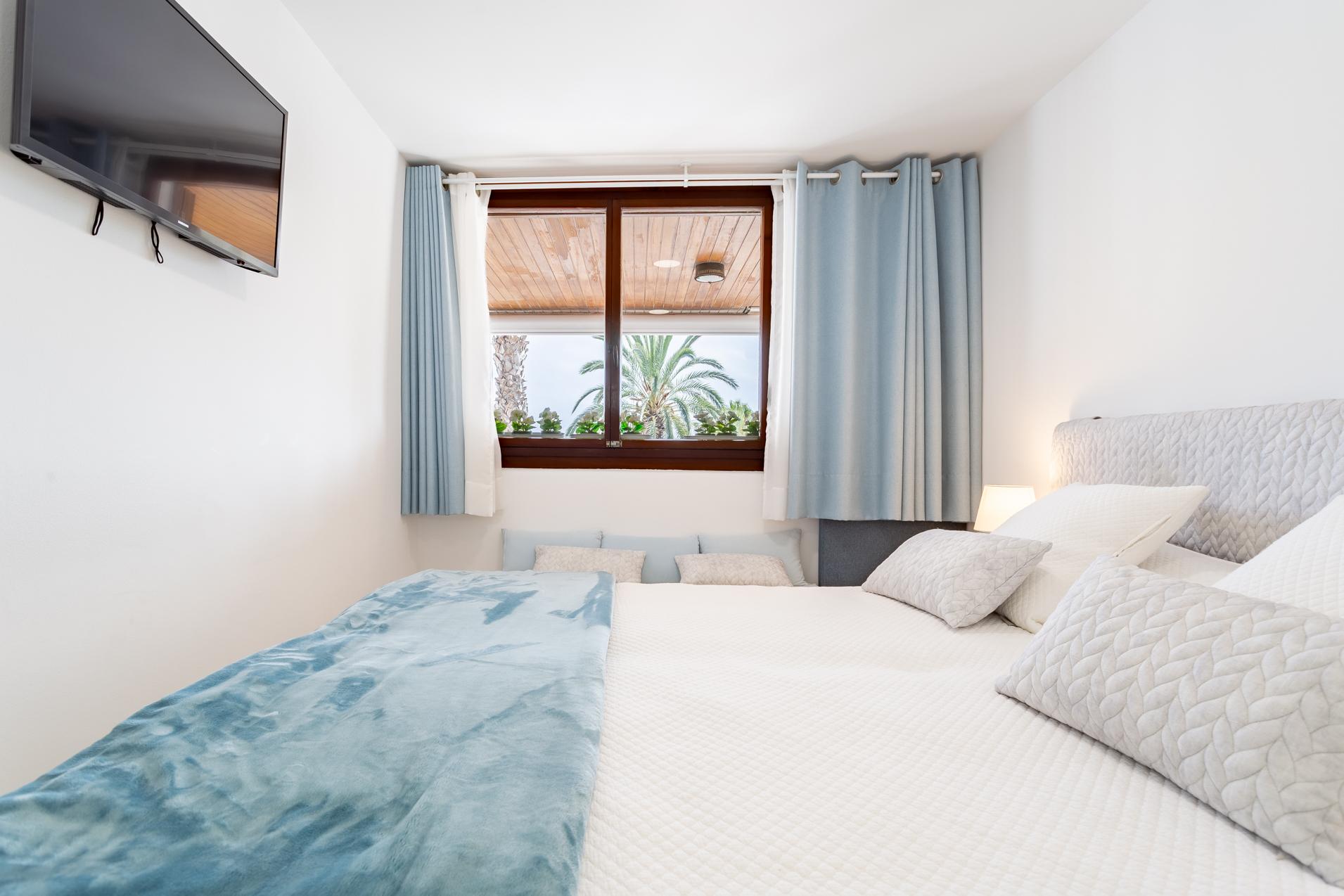 Imagen 8 Apto. Playa en venta en Salou / Paseo miramar, junto a la playa