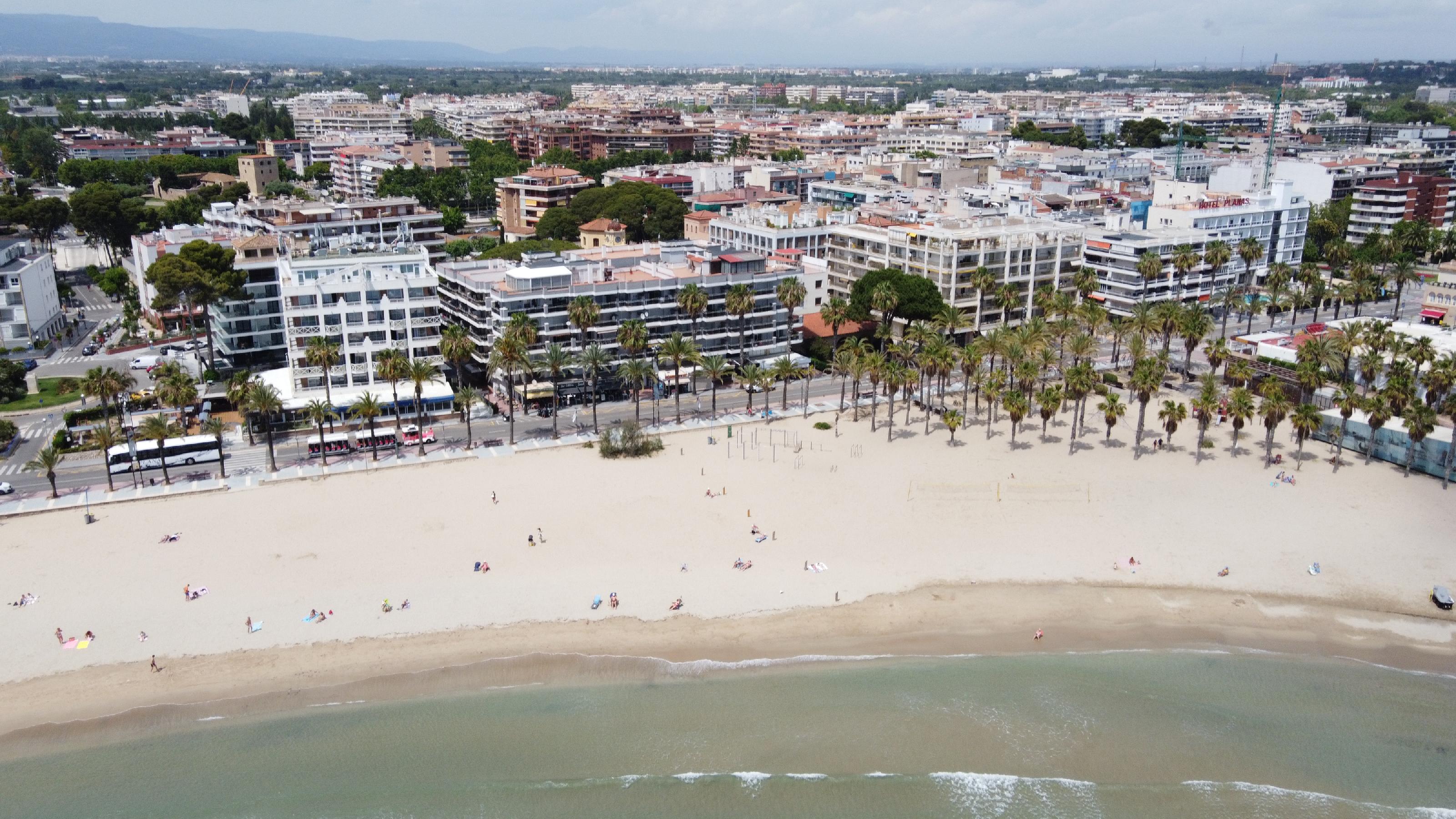 Imagen 27 Apto. Playa en venta en Salou / Paseo miramar, junto a la playa
