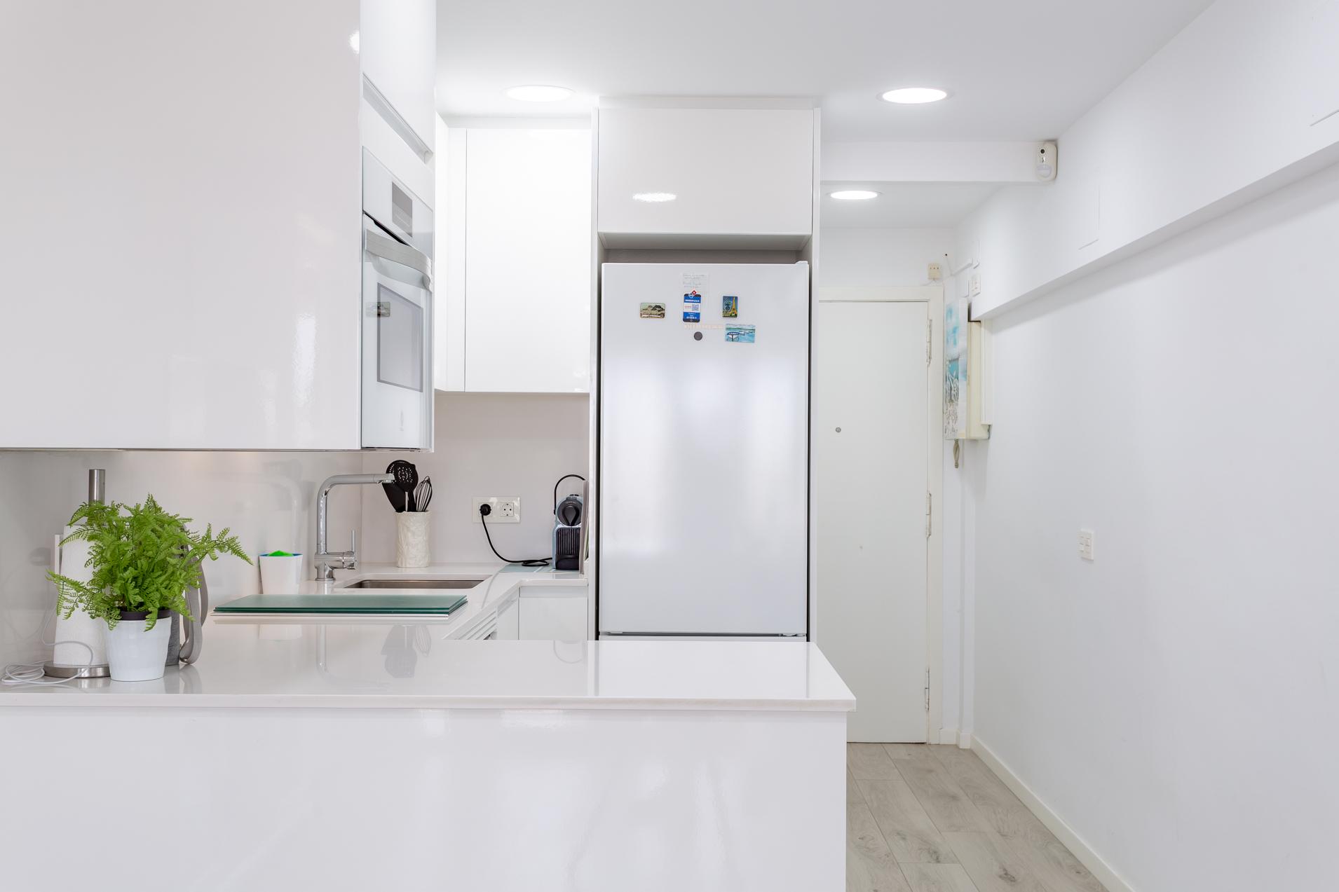 Imagen 18 Apto. Playa en venta en Salou / Paseo miramar, junto a la playa