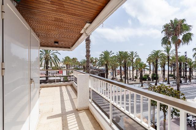 Imagen 25 Inmueble 304885 - Apto. Playa en venta en Salou / Paseo miramar, junto a la playa