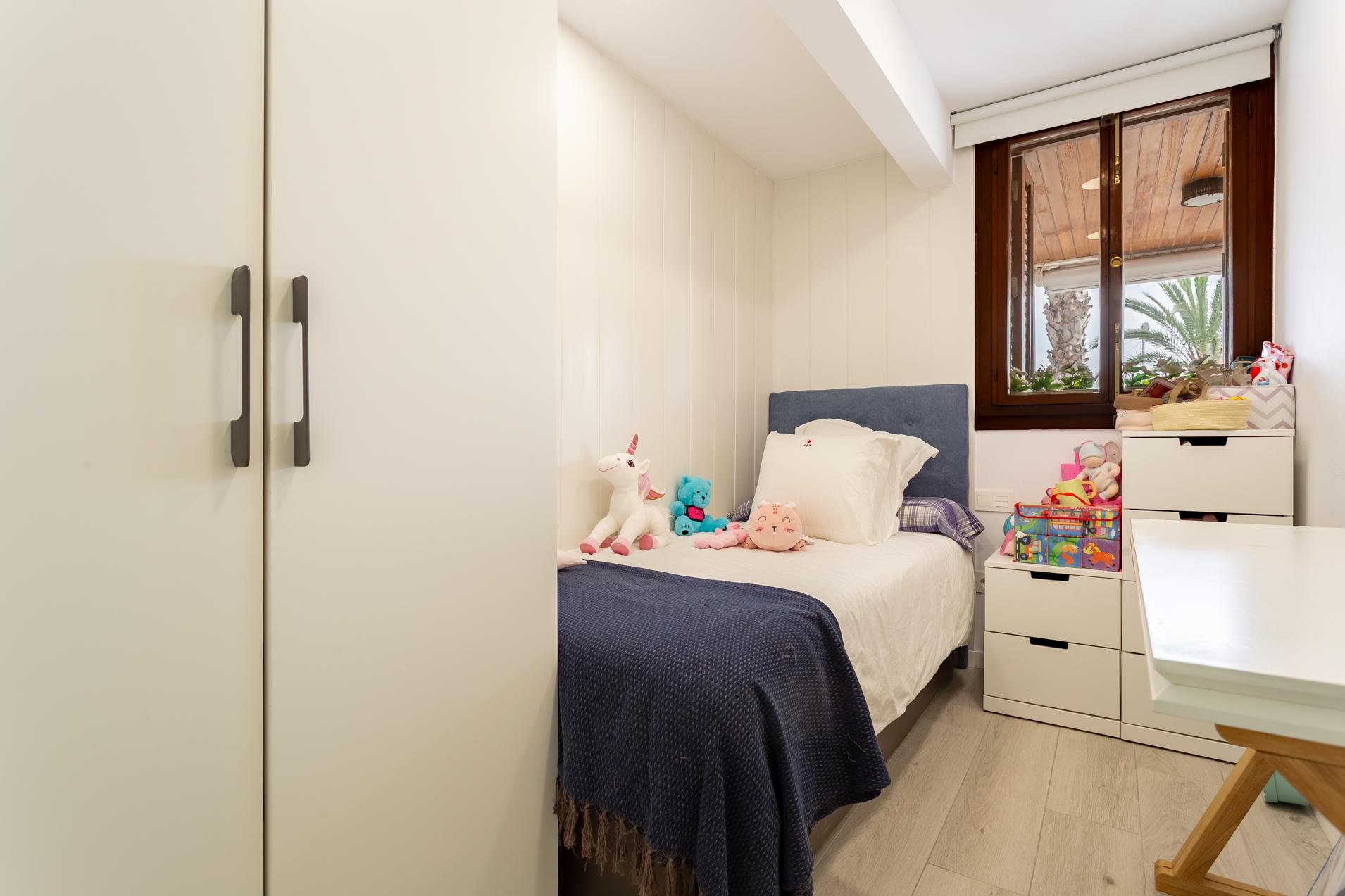 Imagen 5 Apto. Playa en venta en Salou / Paseo miramar, junto a la playa